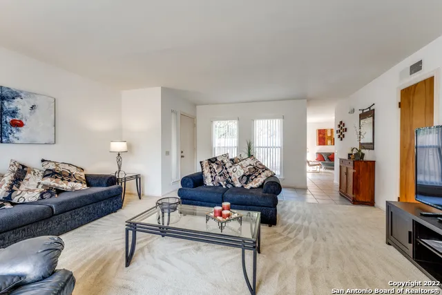 11642 OPEN MEADOW ST San Antonio, TX 78230