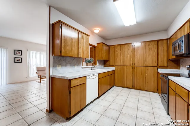 11642 OPEN MEADOW ST San Antonio, TX 78230