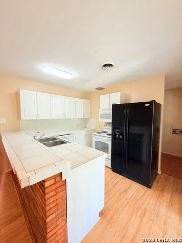 4503 Eisenhauer San Antonio, TX 78218