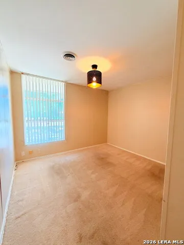 4503 Eisenhauer San Antonio, TX 78218