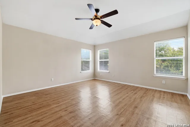 10202 ROSEANGEL LN Helotes, TX 78023