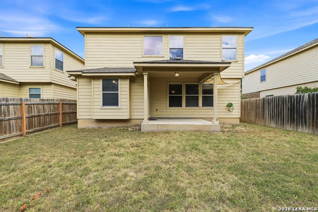 10202 ROSEANGEL LN Helotes, TX 78023