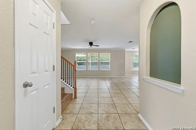 10202 ROSEANGEL LN Helotes, TX 78023