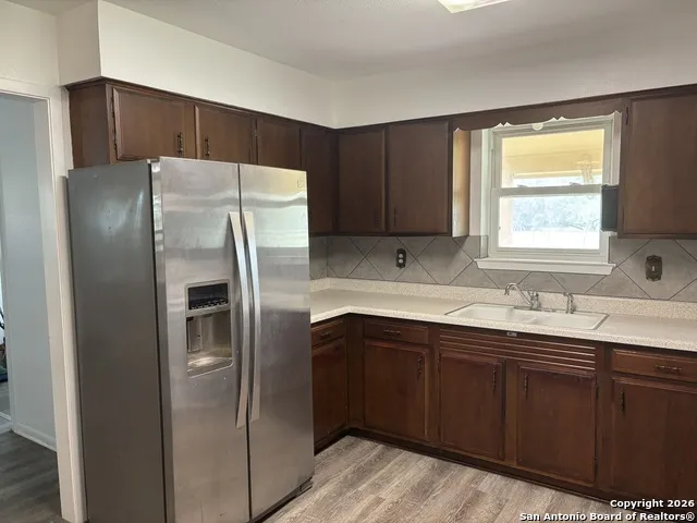74 N Las Gallinas Pleasanton, TX 78064