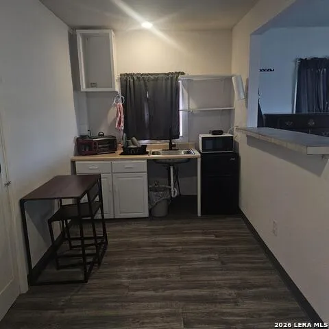 1211 Gladstone Unit A San Antonio, TX 78225