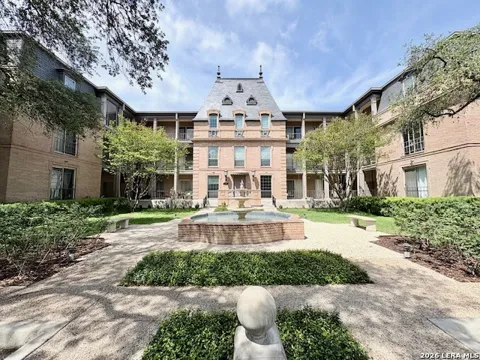 7709 BROADWAY Unit 103