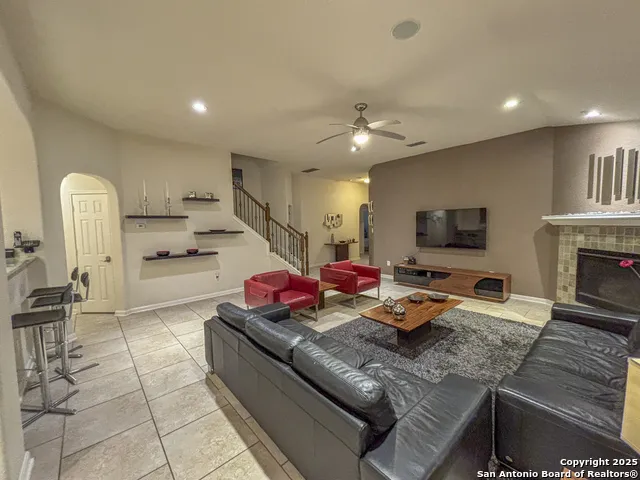 25010 Buttermilk Ln San Antonio, TX 78255