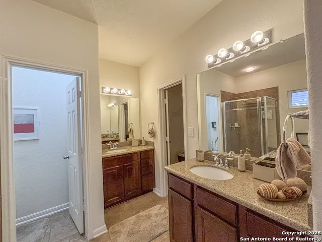 25010 Buttermilk Ln San Antonio, TX 78255