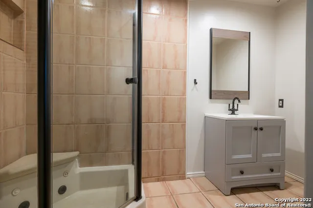 17119 Terra Rosa Helotes, TX 78023