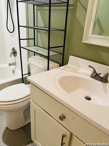 35 Garza Uvalde, TX 78801