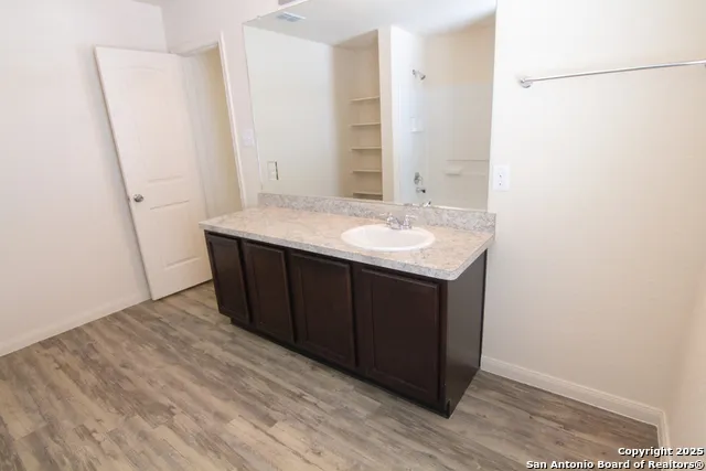 8311 Big Creek San Antonio, TX 78242