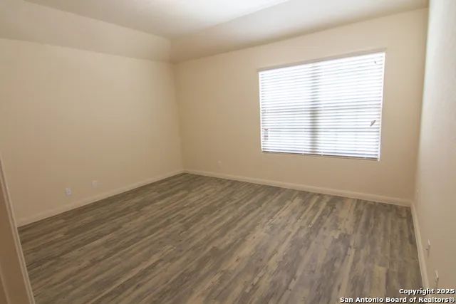 8311 Big Creek San Antonio, TX 78242