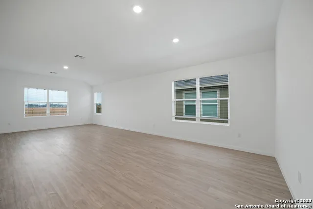 9105 Navarro Vista Seguin, TX 78155