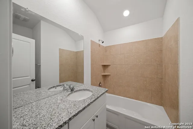 9105 Navarro Vista Seguin, TX 78155