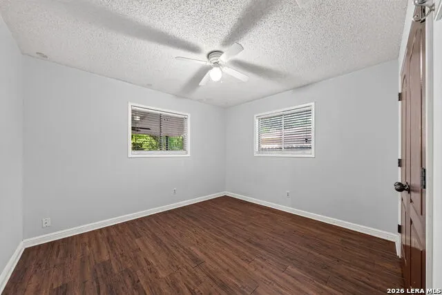 138 Bobolink Dr New Braunfels, TX 78130