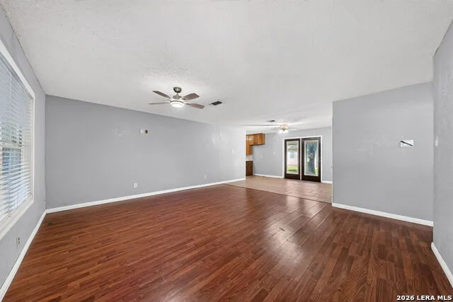 138 Bobolink Dr New Braunfels, TX 78130