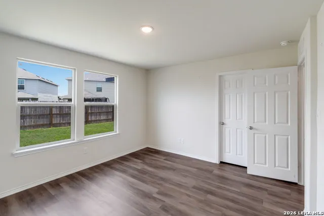 526 Wild Olive Way San Antonio, TX 78219