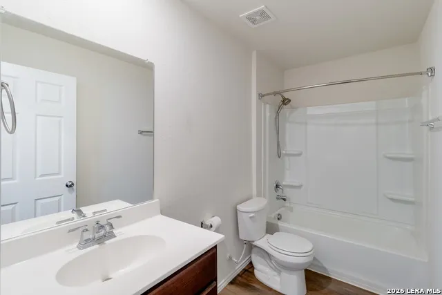 526 Wild Olive Way San Antonio, TX 78219
