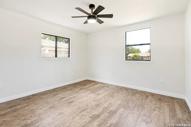504 Willow Dr Converse, TX 78109
