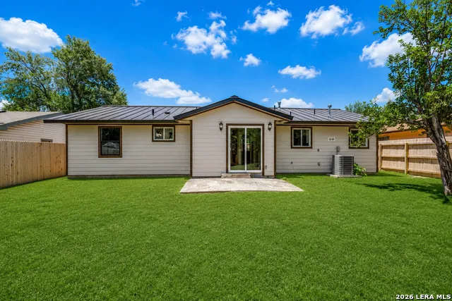 504 Willow Dr Converse, TX 78109