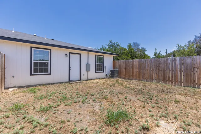 1006 COUNTY ROAD 4516 Castroville, TX 78009