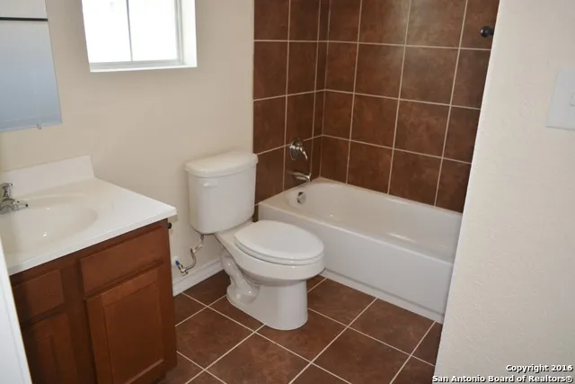 16711 JUPITER HVN Unit 2 Selma, TX 78154