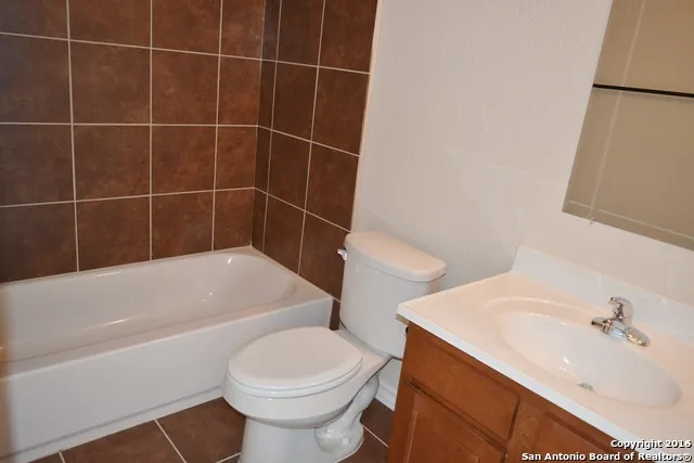 16711 JUPITER HVN Unit 2 Selma, TX 78154