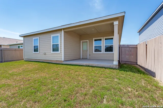 8456 Falcon Converse, TX 78109