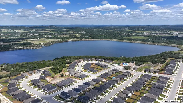 137 W Local Wave Boerne, TX 78006