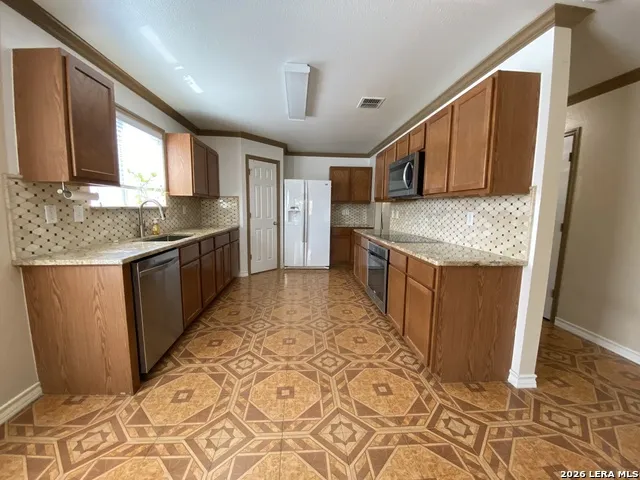 7940 Abbotts Pointe San Antonio, TX 78254
