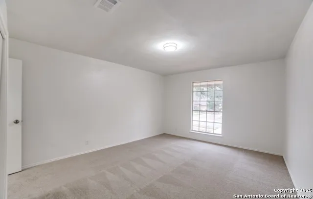 3418 Wimbledon Schertz, TX 78108