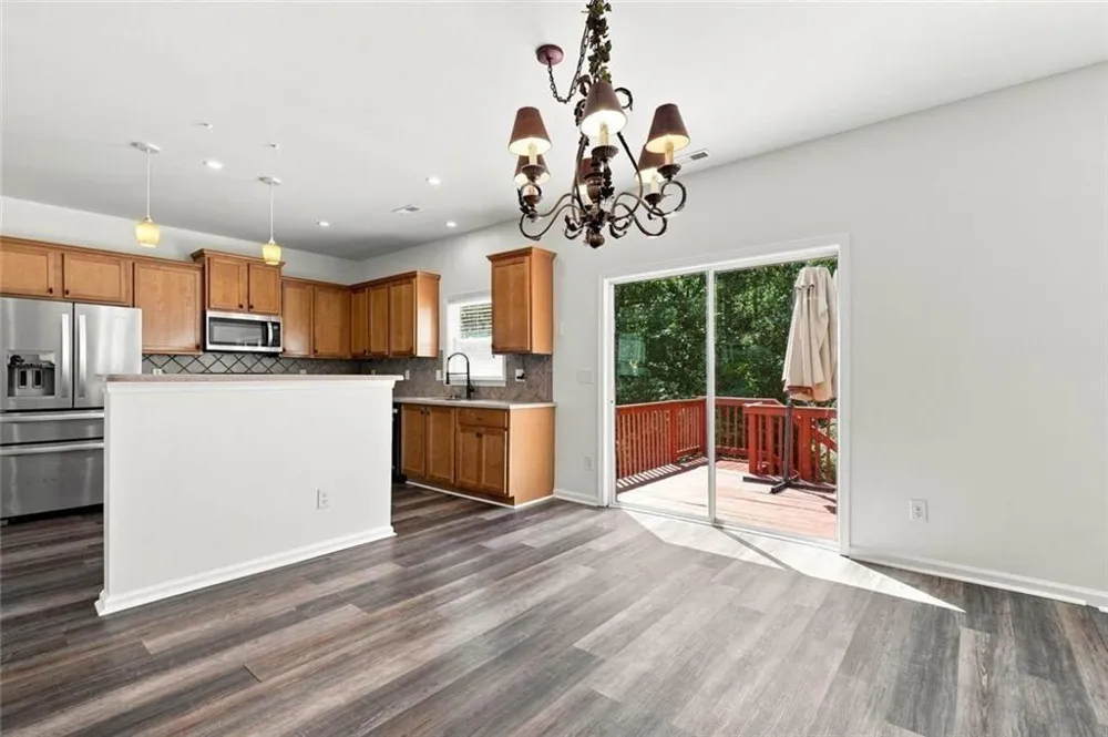 1015 Liberty Ives Drive Auburn, GA 30011