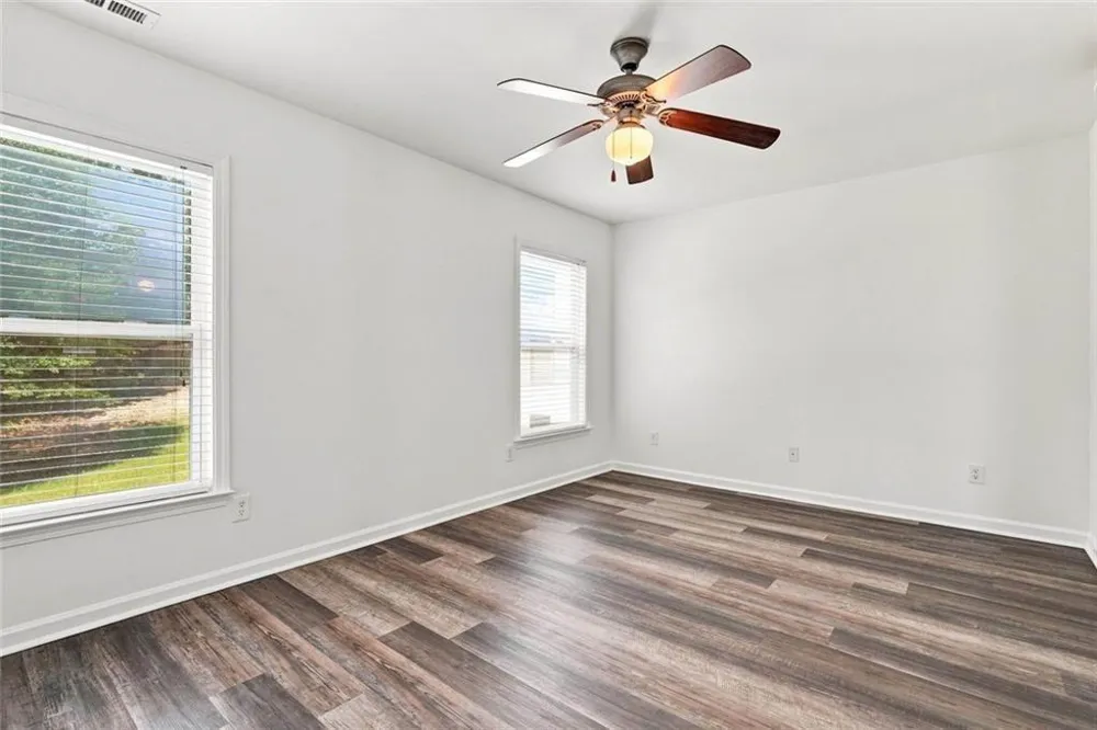 1015 Liberty Ives Drive Auburn, GA 30011