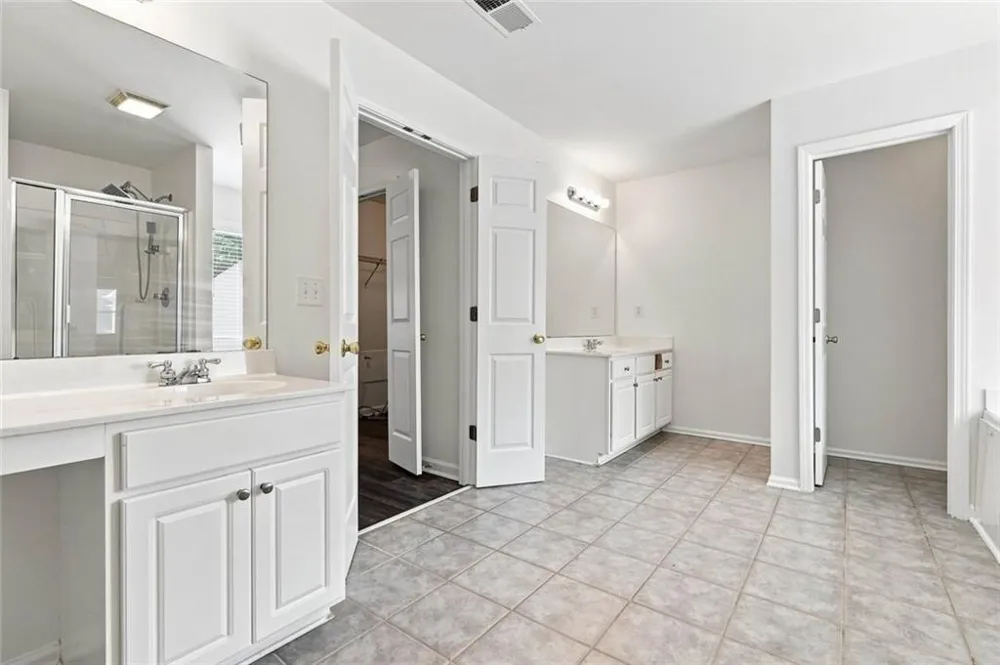 1015 Liberty Ives Drive Auburn, GA 30011