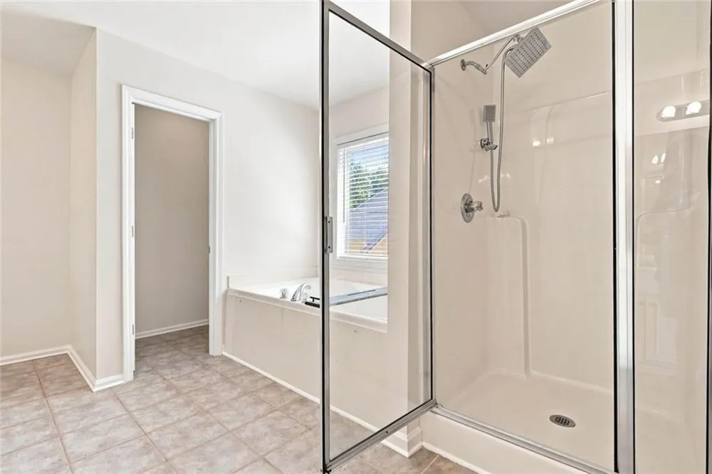 1015 Liberty Ives Drive Auburn, GA 30011