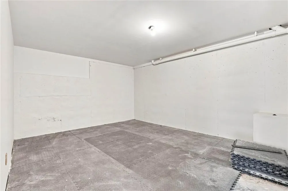 1015 Liberty Ives Drive Auburn, GA 30011