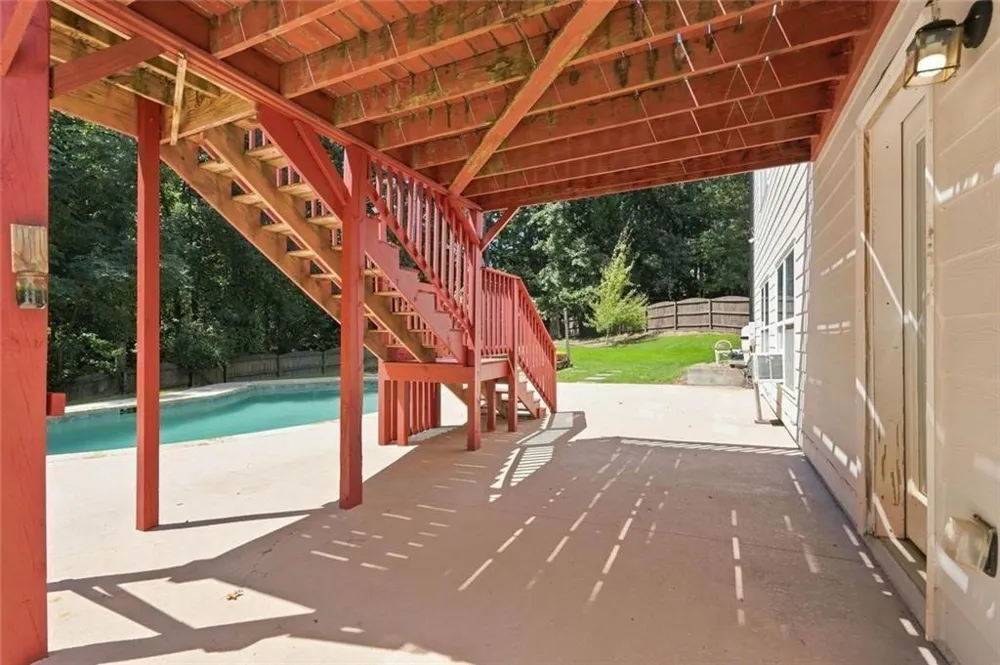 1015 Liberty Ives Drive Auburn, GA 30011