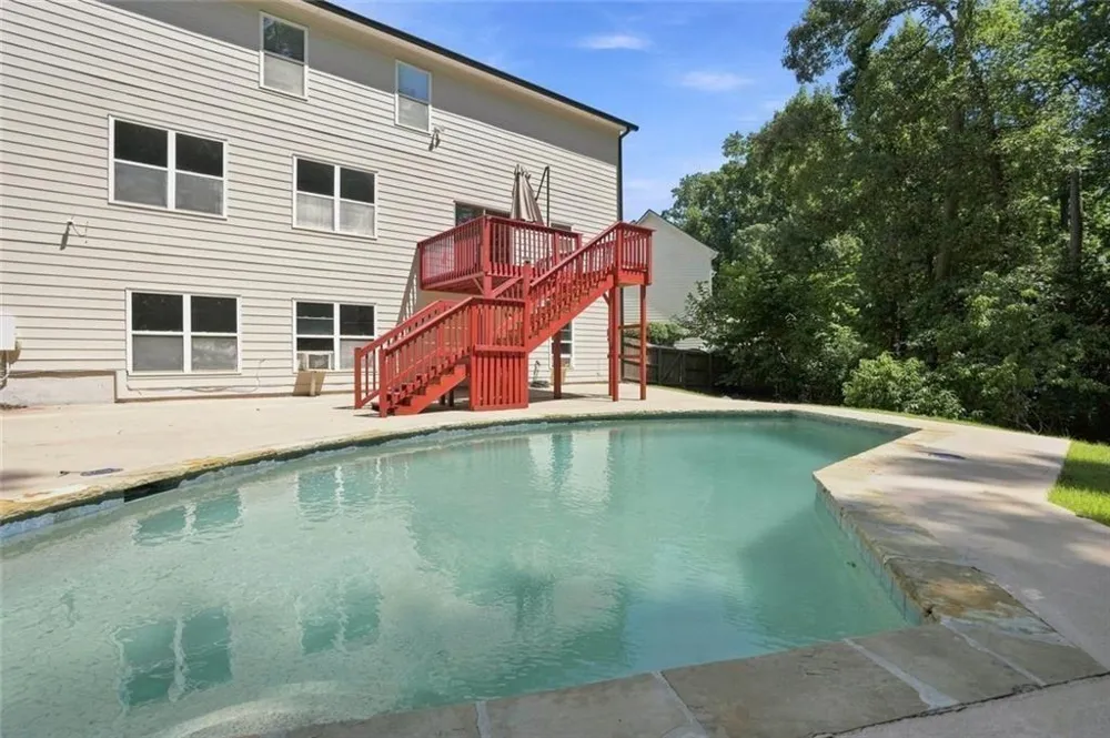 1015 Liberty Ives Drive Auburn, GA 30011