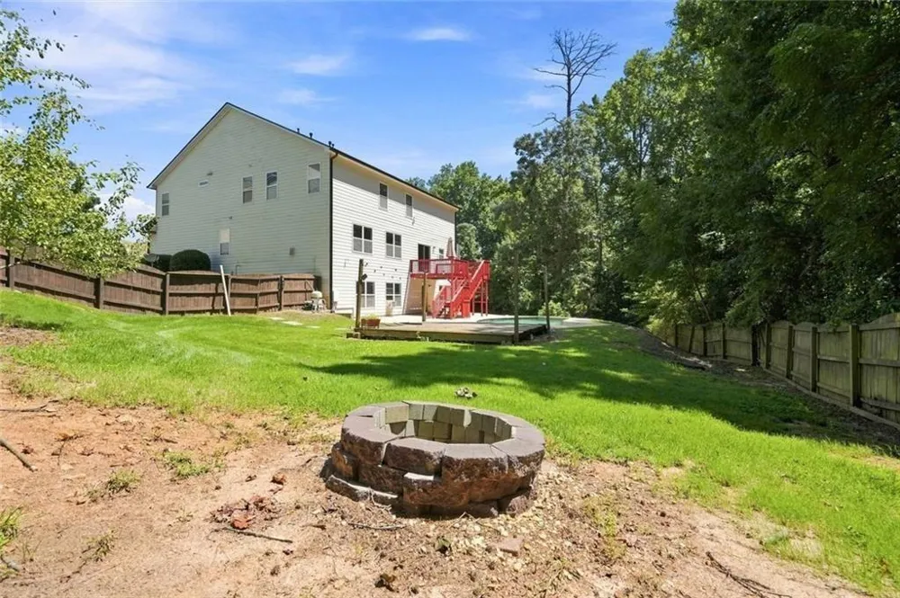 1015 Liberty Ives Drive Auburn, GA 30011