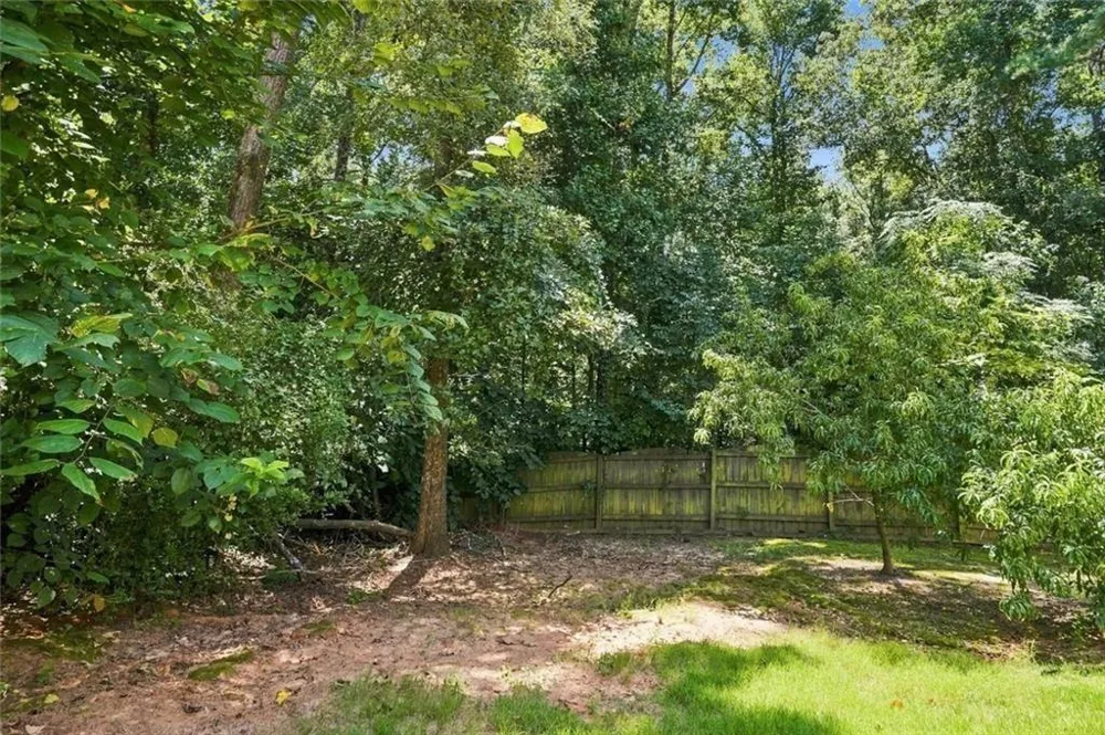 1015 Liberty Ives Drive Auburn, GA 30011