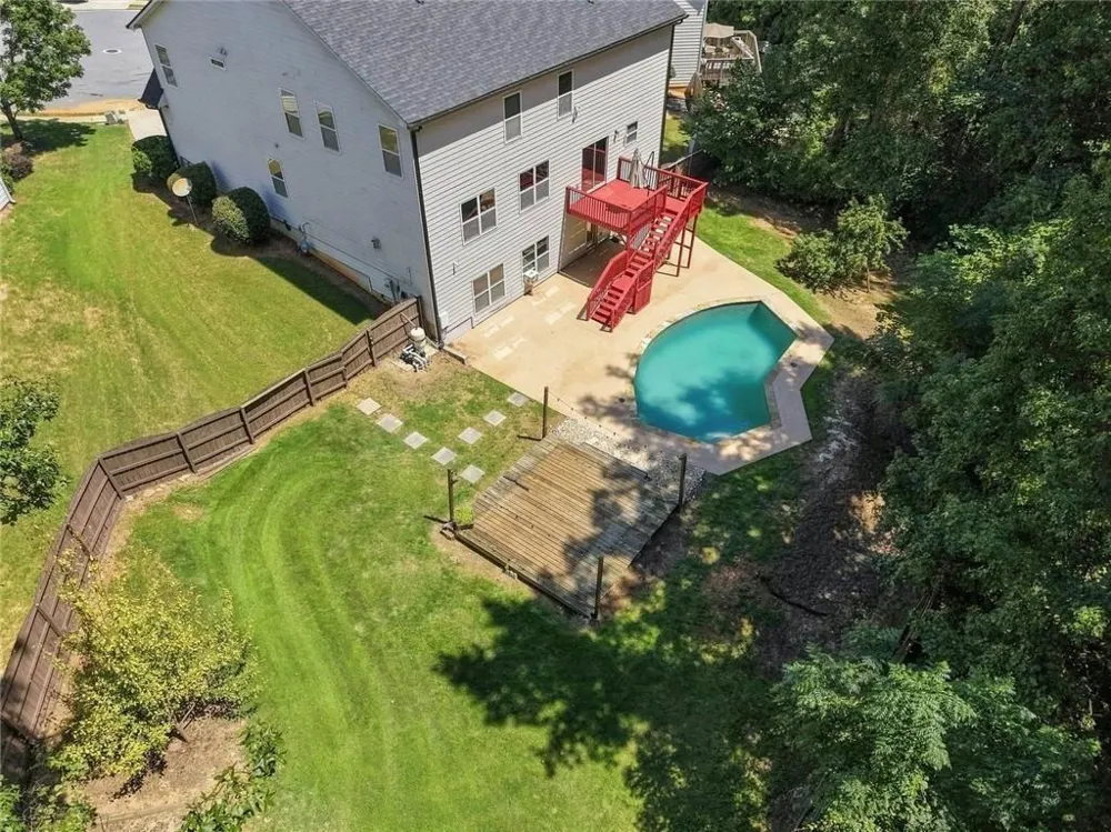 1015 Liberty Ives Drive Auburn, GA 30011
