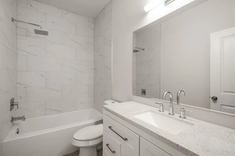 3165 Dogwood Drive #104 Hapeville, GA 30354