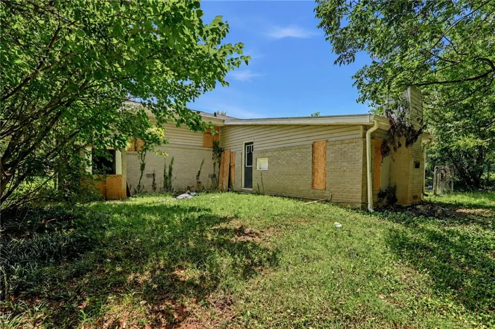 2824 Lynda Place Decatur, GA 30032