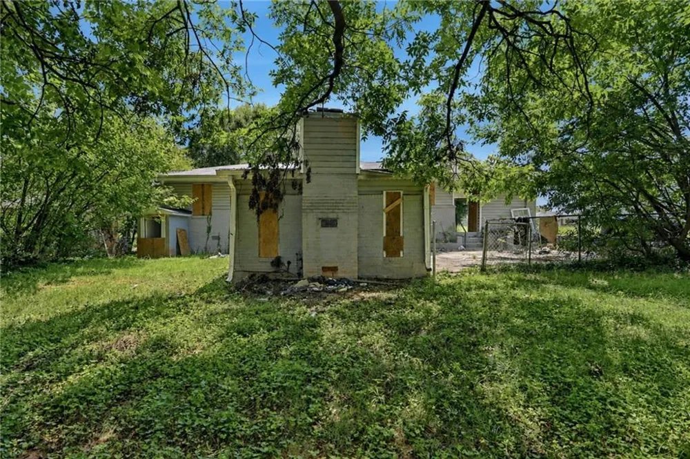 2824 Lynda Place Decatur, GA 30032