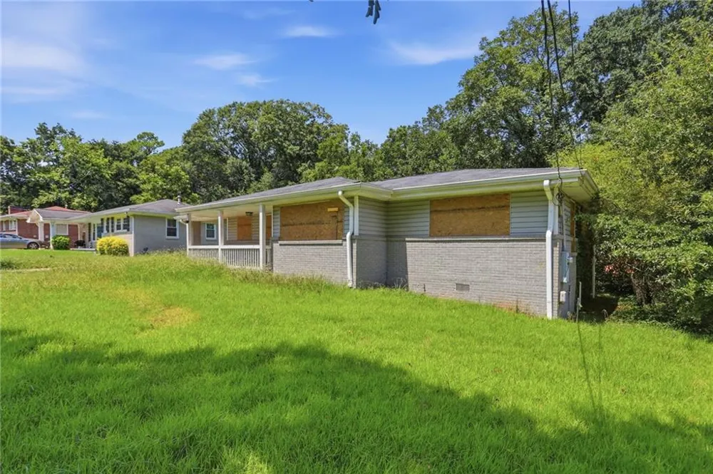 2824 Lynda Place Decatur, GA 30032