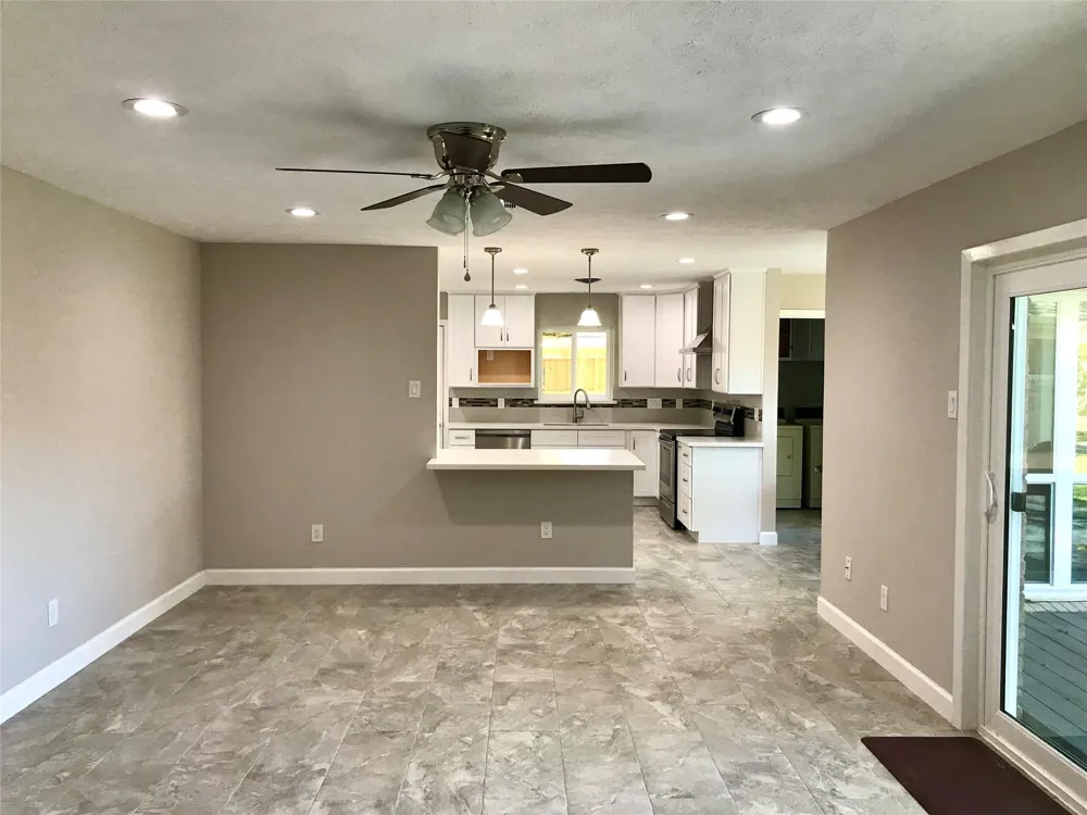 5470 Carew Street Houston, TX 77096