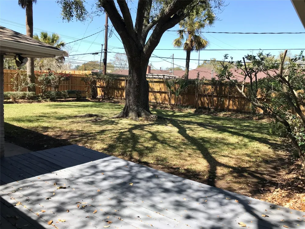 5470 Carew Street Houston, TX 77096