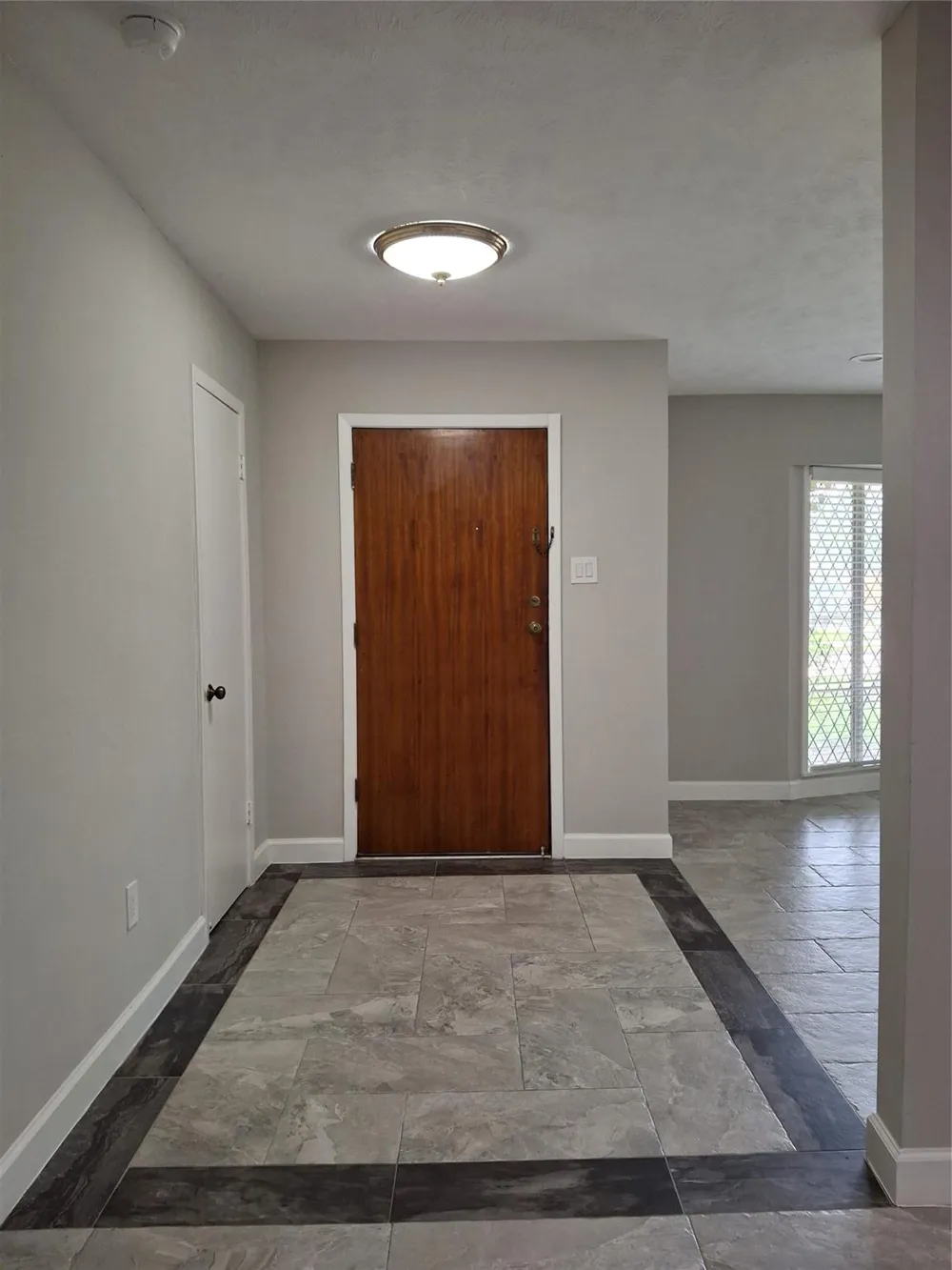 5470 Carew Street Houston, TX 77096