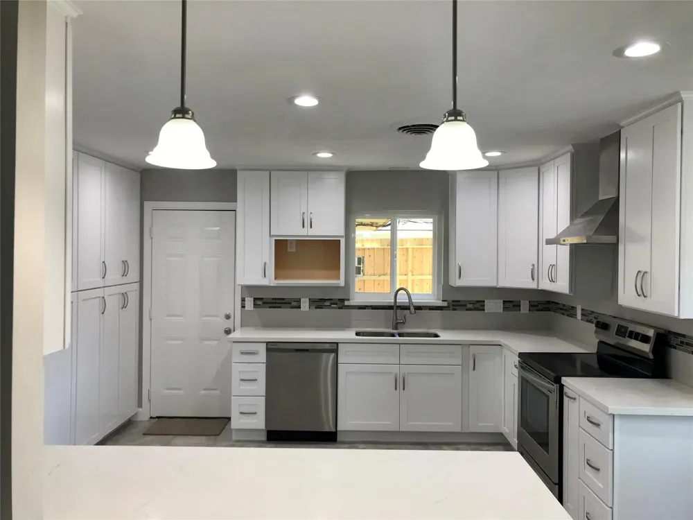 5470 Carew Street Houston, TX 77096