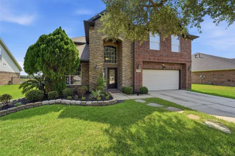 24415 Lake Path Circle